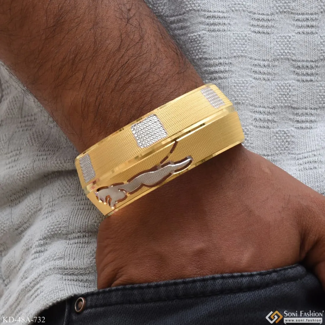 1 Gram Gold Forming Jaguar Attention-Getting Design Kada for Men - Style A732