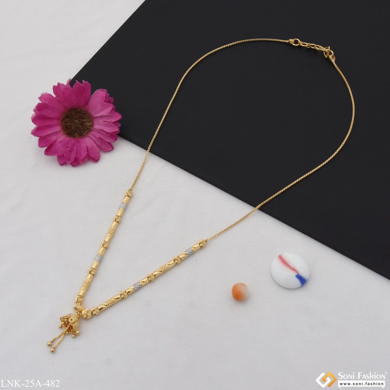 1 Gram Gold Plated Eye-Catching Design Gold Plated Necklace for Lady - Style A482